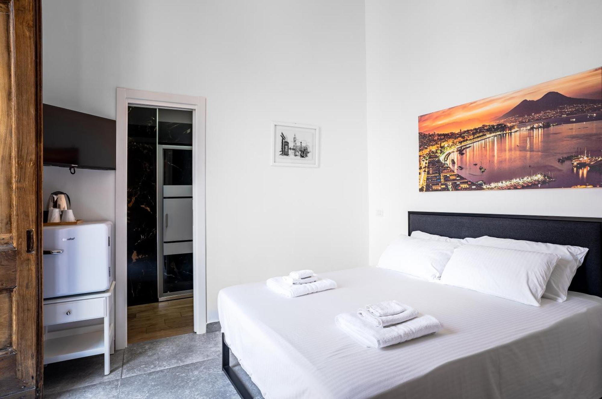 Affittacamere La Bella Luxury And Travel Solution Napoli