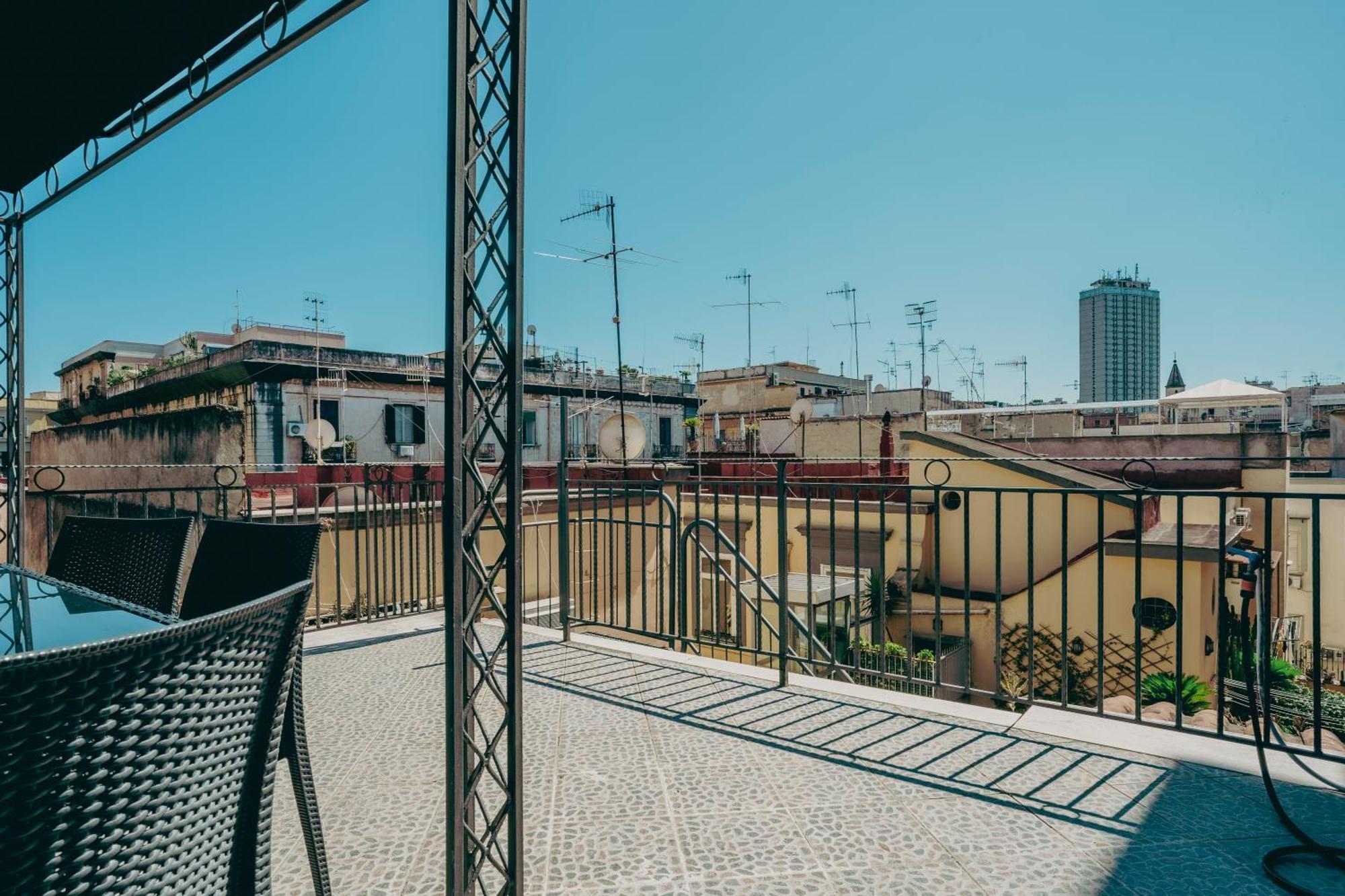 Maison d'hôtes La Bella Luxury And Travel Solution Naples
