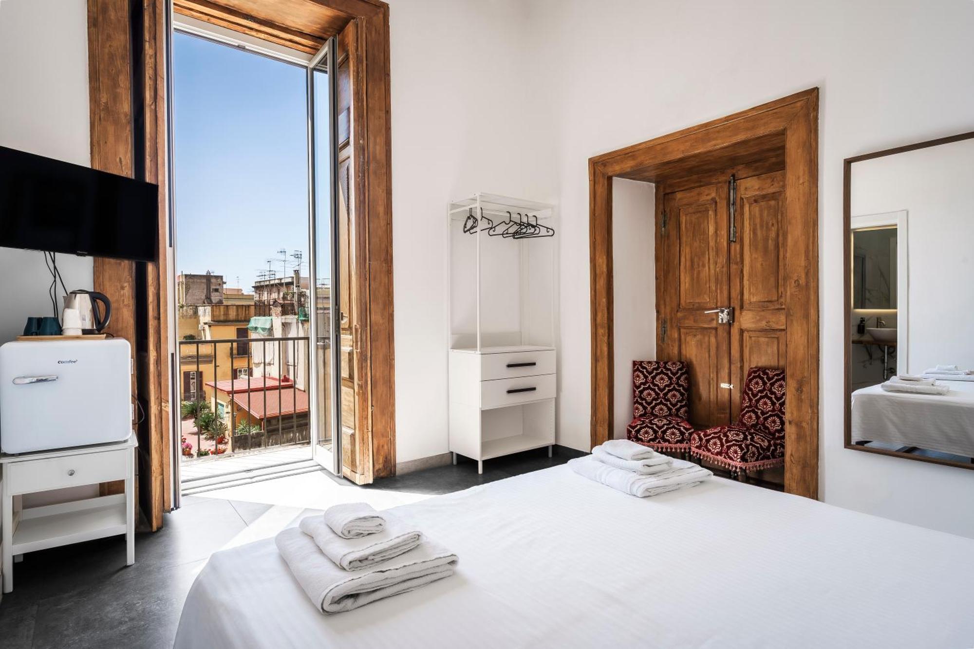 Maison d'hôtes La Bella Luxury And Travel Solution Naples
